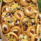 坚果披萨小饼混合独立包装 休闲零食巴旦木夹心牛扎饼干摆盘结婚