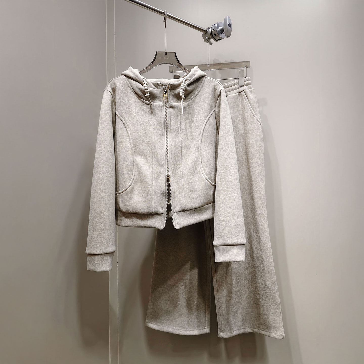 0MB.欧洲站新品HELMCH南油高端连帽抽绳卫衣洋气减龄阔腿裤套装女,女装/女士精品,时尚套装,淘宝优惠券,粉丝福利购,淘宝优惠卷