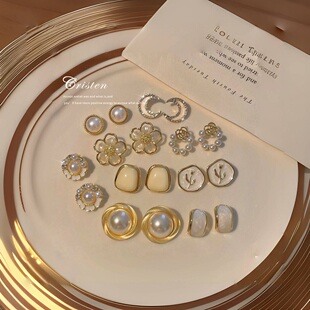 法式 潮港风小众设计感耳钉耳饰好看 复古日韩网红耳环2025新款