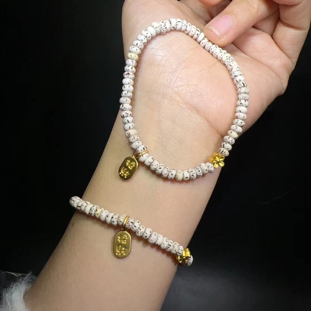 星月菩提3*5MM搭配沙金小花纳福牌单圈天然隔片手链