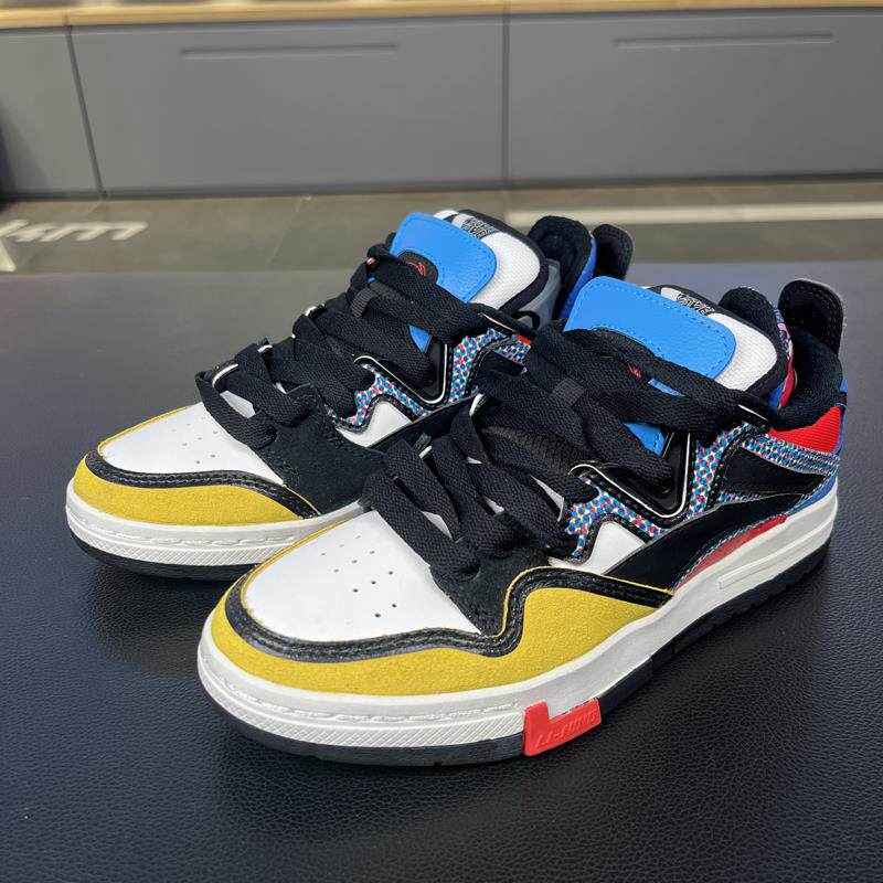 李宁冬季新款女子惟吾Pro软弹舒适文化低帮运动板鞋AECR044