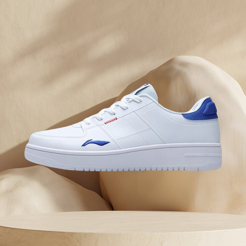 李宁正品女子运动板鞋AGCR187