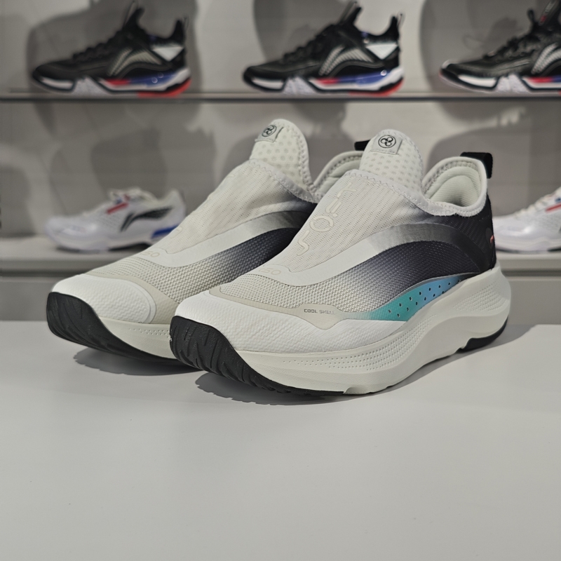 李宁正品男子运动休闲鞋