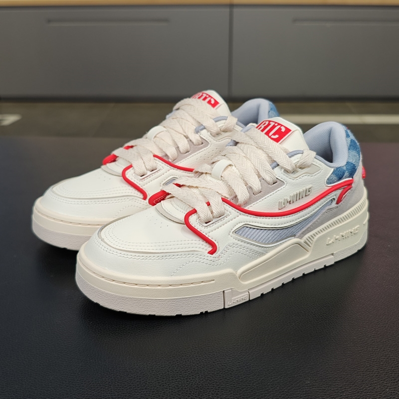 Lining/李宁正品001 BTC女子舒适耐磨低帮运动休闲鞋AGCU036-5