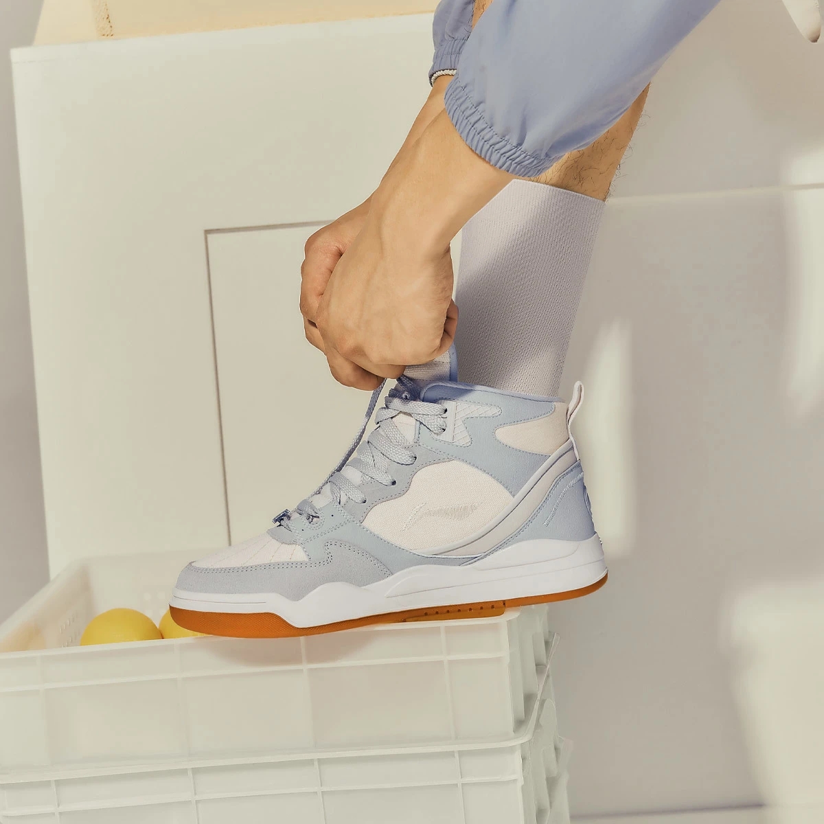 Lining/李宁正品月白男子时尚透气减震回弹高帮经典休闲鞋AGCS249