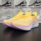 李宁正品 ARPU002 赤兔7 PRO女子缓震回弹潮流系带防滑训练跑鞋