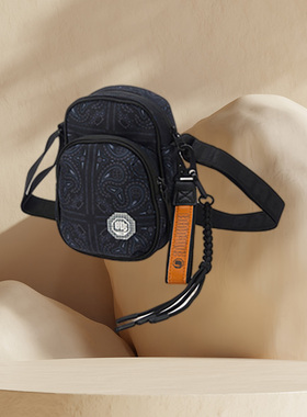 李宁反伍BADFIVE篮球系列斜挎包男包女包新款精致运动包ABDR242