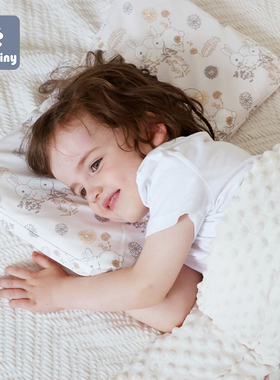 littletiny宝宝枕头透气婴儿枕幼儿园午睡枕四季儿童可水洗硅胶枕