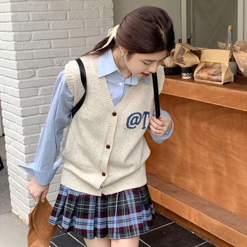 学院风V领马甲针织衫学院风复古
