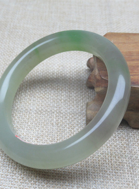 新疆天然和田玉青海料 翠青烟紫三色正圈女款手镯 高品收藏级