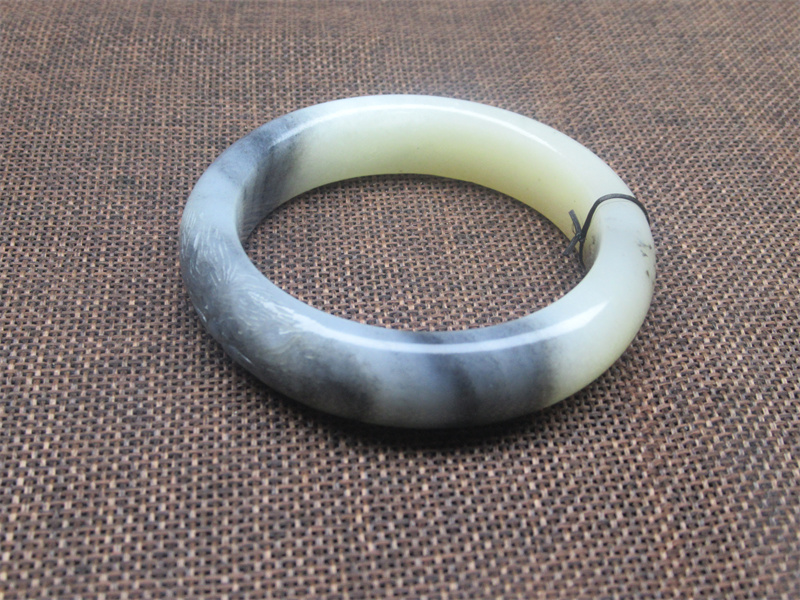 天然新疆和田玉青花猫咪手镯手串饰品送女友