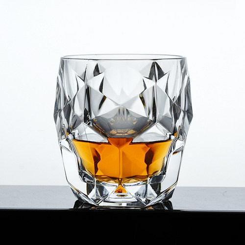 分量感十足进口水晶威士忌酒杯