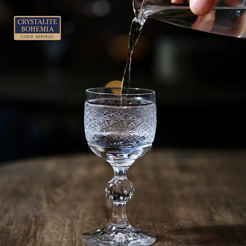 捷克进口水晶玻璃手工精刻白酒杯