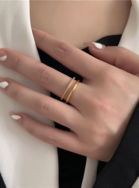 钛钢戒指 不掉色轻奢高级感镂空双层微镶锆情侣戒指JZ022