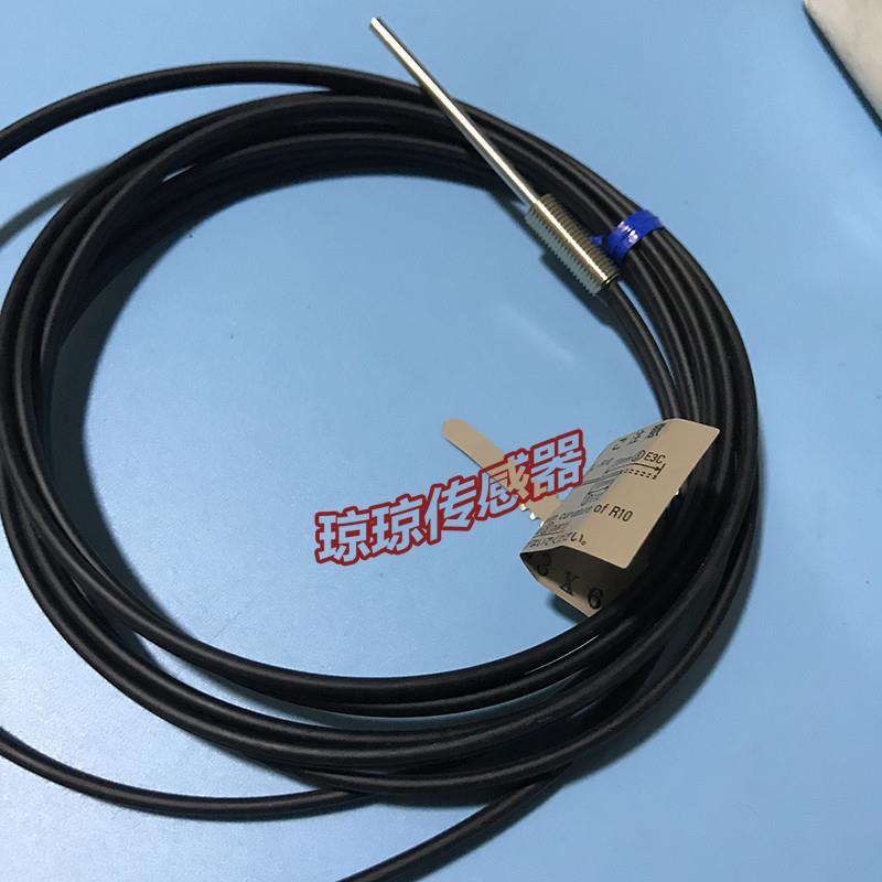 原装欧姆龙E32-DC200B4 E32-DC200B光纤传感器细径探头