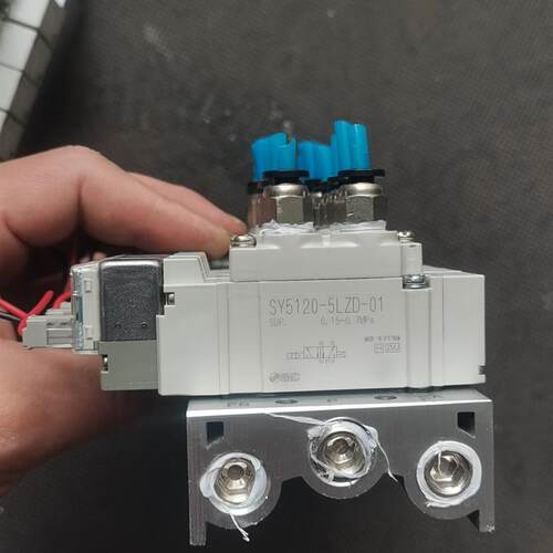 SMC原装电磁阀SY5120-5LZD-01新款激光码 原