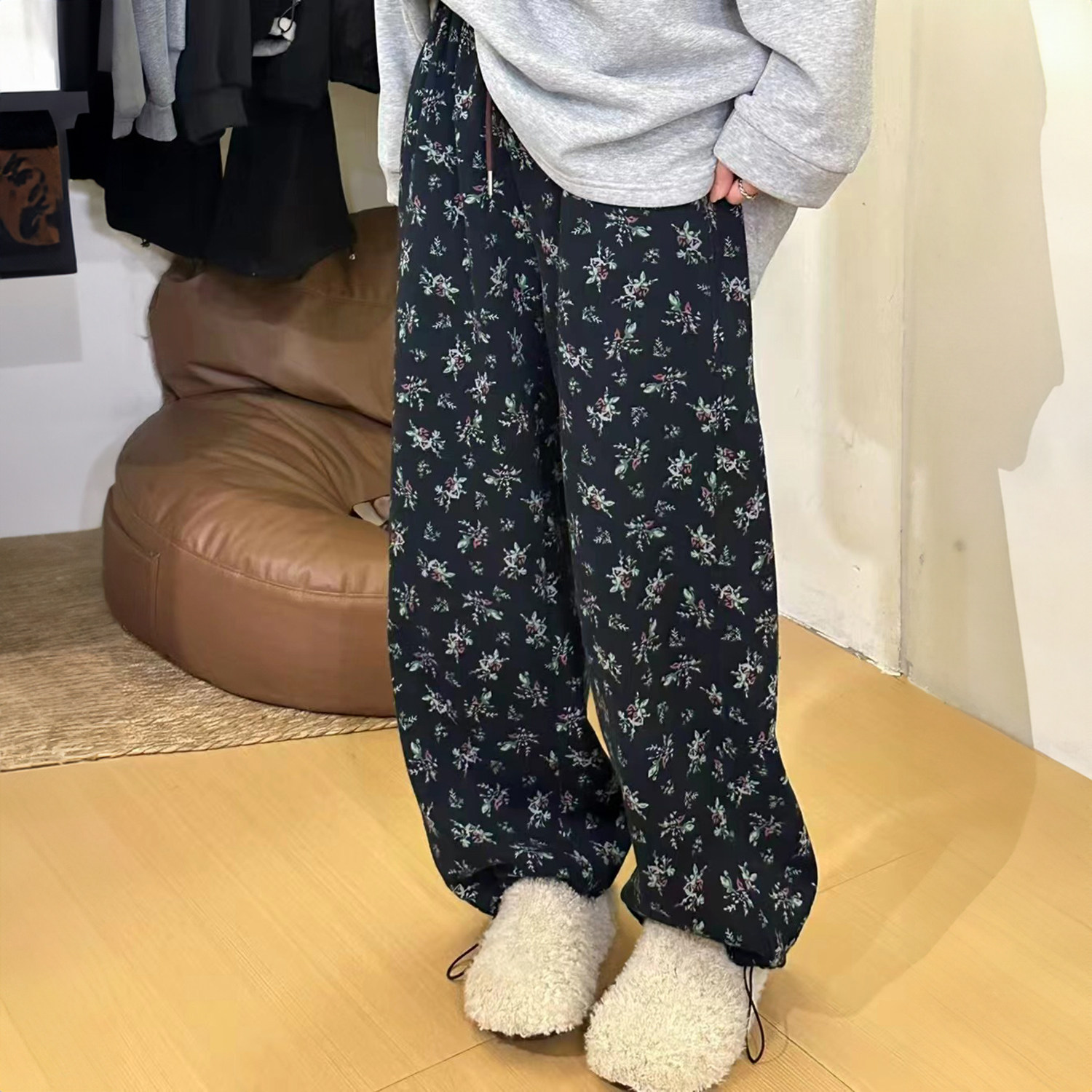 2024冬新款松紧腰抽绳新碎花加绒休闲裤女宽松显瘦百搭网红运动裤