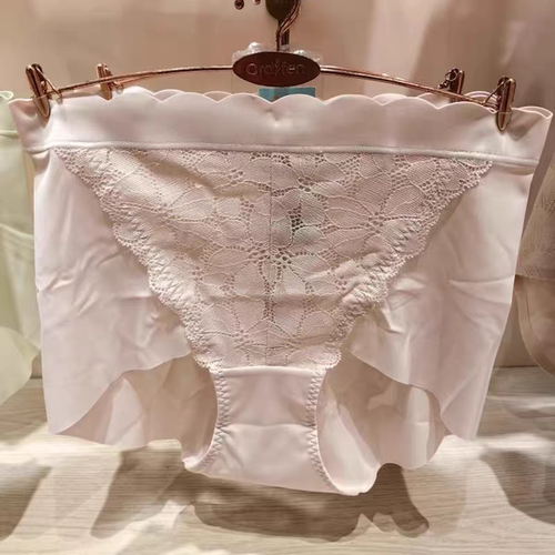 欧迪芬OB4320女士中高腰无痕提臂收腹小平角内裤 OP4512吊牌109