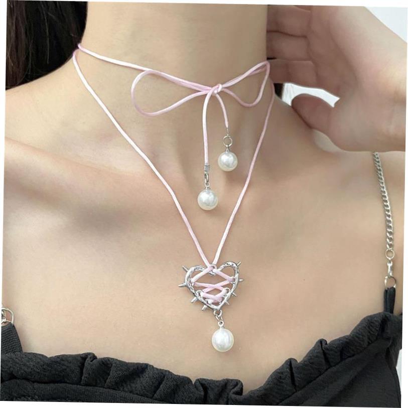 Sweet Women Pearl Pendant Necklace spicy Girl clavicle chain