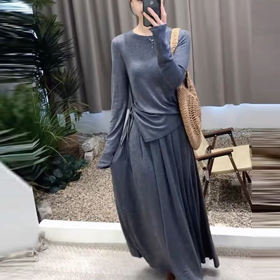 韩版时尚温柔灰色套装裙女2025年秋季新款气质慵懒舒适显瘦两件套