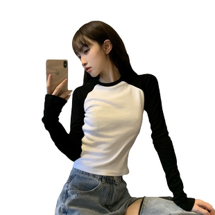 黑白拼色长袖T恤女ins潮秋季设计感小众圆领宽松打底衫插肩袖上衣