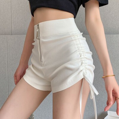 黑色紧身设计感短裤女秋冬