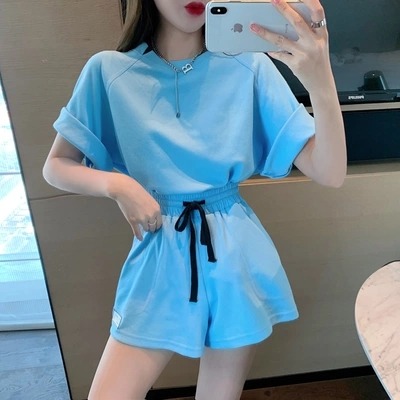网红炸街运动套装女休闲风2025年夏季新款时尚短款上衣短裤两件套