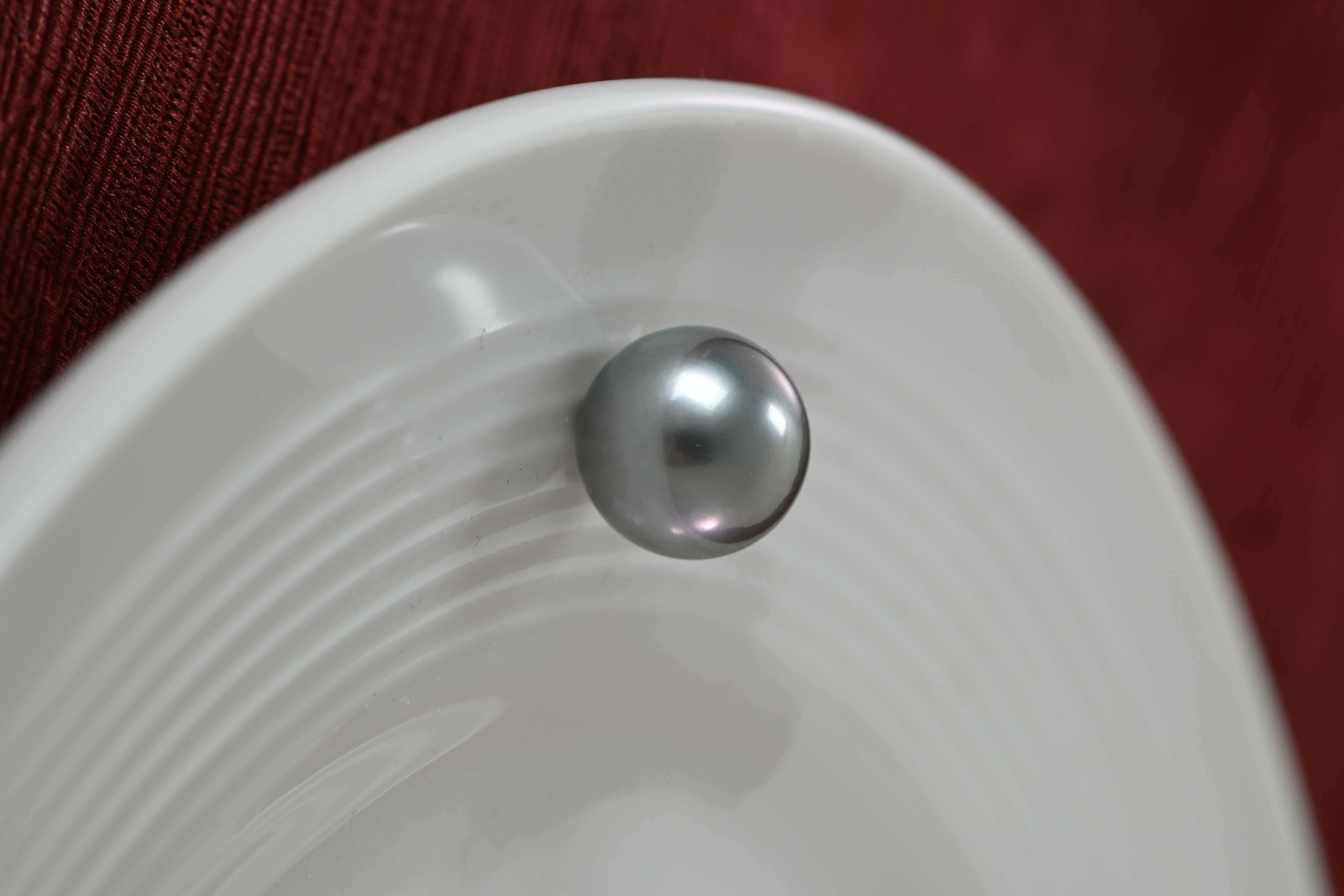 特价铂金灰大溪地正圆单珠10.5mm冷银灰奶奶灰天然海水大溪地珍珠