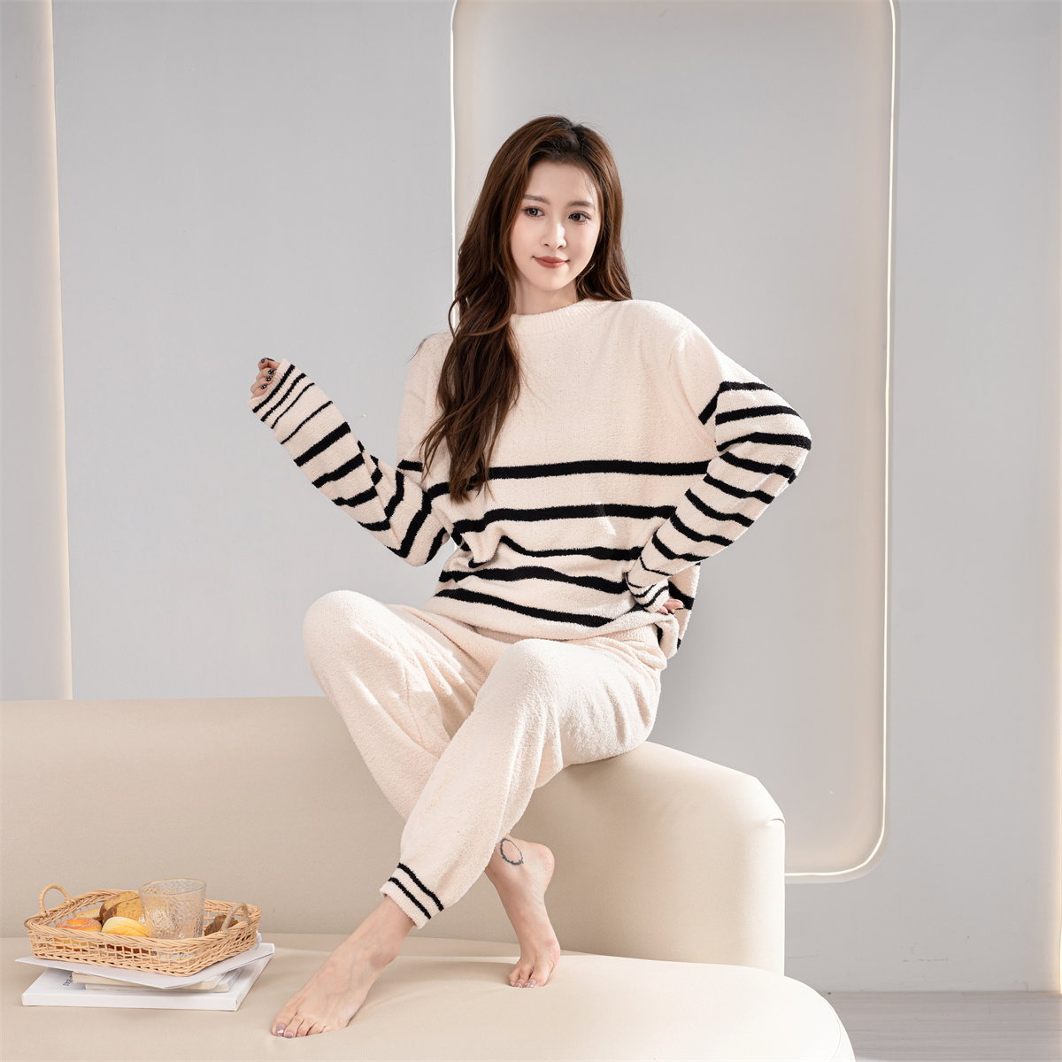 康妮雅女保暖半边绒春秋睡衣
