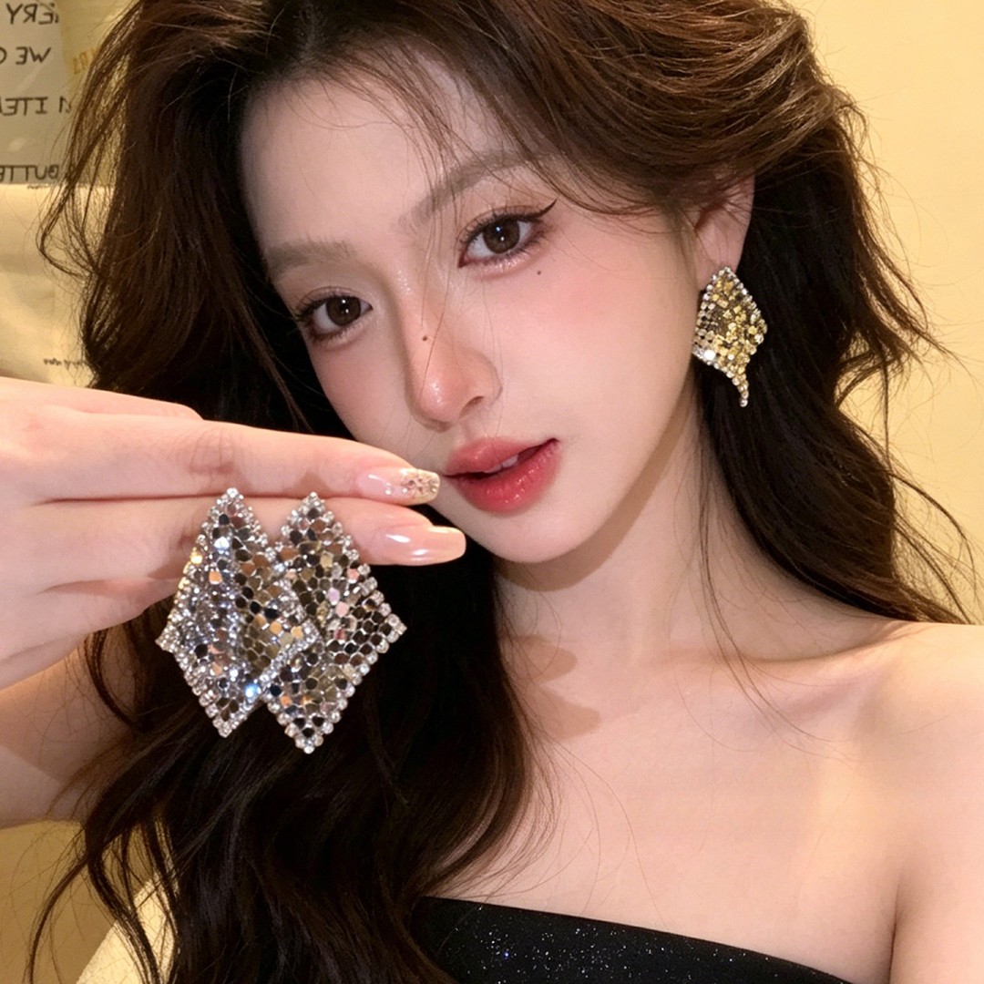 铜合金爆闪菱形流苏耳环轻奢女款