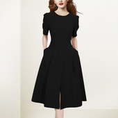 新款 法式 质感高级感气质御姐赫本风连衣裙2026年夏季 开叉小黑裙女