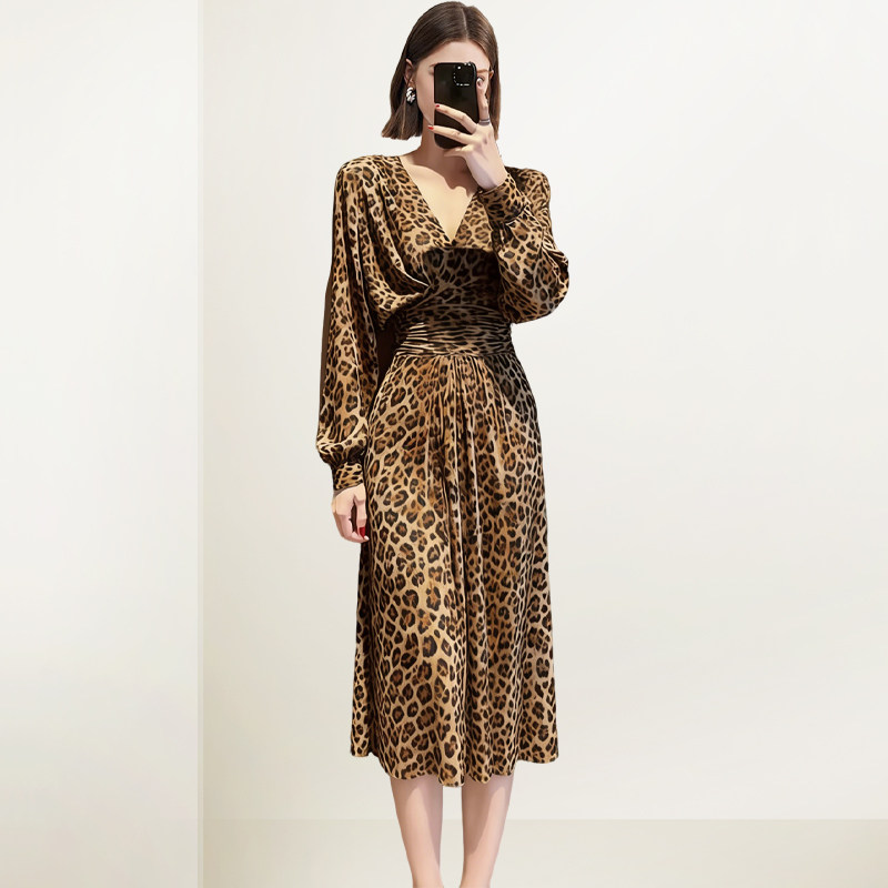 QOOEL复古豹纹风V领长袖连衣裙女2026春收腰显瘦气质女神范礼服裙,女装/女士精品,连衣裙,淘宝优惠券,粉丝福利购,淘宝优惠卷