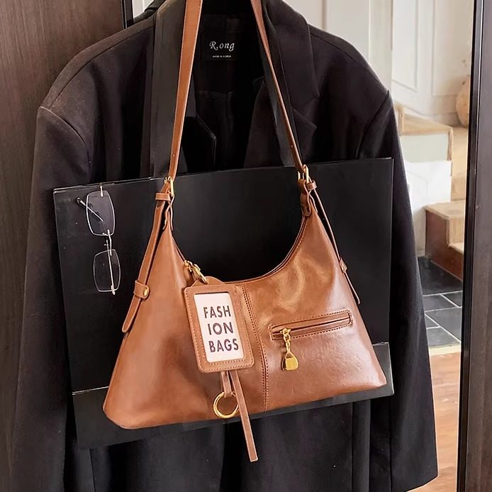 美拉德棕色复古包包女2026新款轻奢小众高级感通勤单肩斜挎托特包,箱包皮具/热销女包/男包,托特包,淘宝优惠券,粉丝福利购,淘宝优惠卷