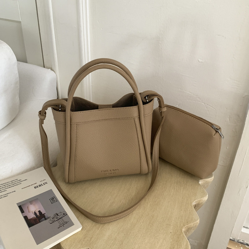 韩系质感菜篮子手提包托特包斜挎小包包女简约百搭外出通勤小拎包,箱包皮具/热销女包/男包,水桶包,淘宝优惠券,粉丝福利购,淘宝优惠卷