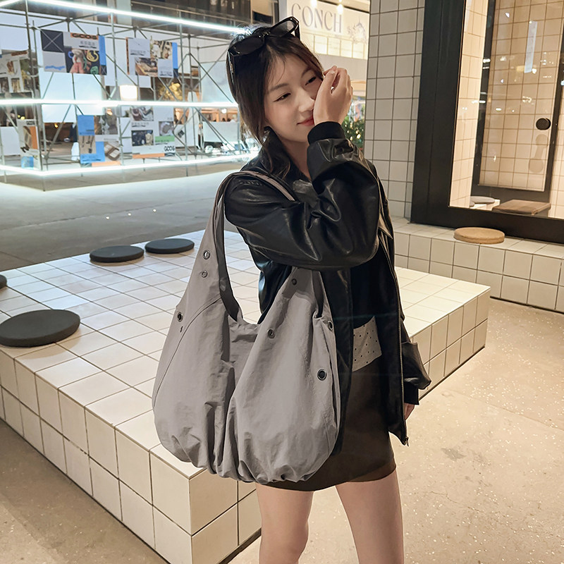 ins博主同款大容量轻便托特包