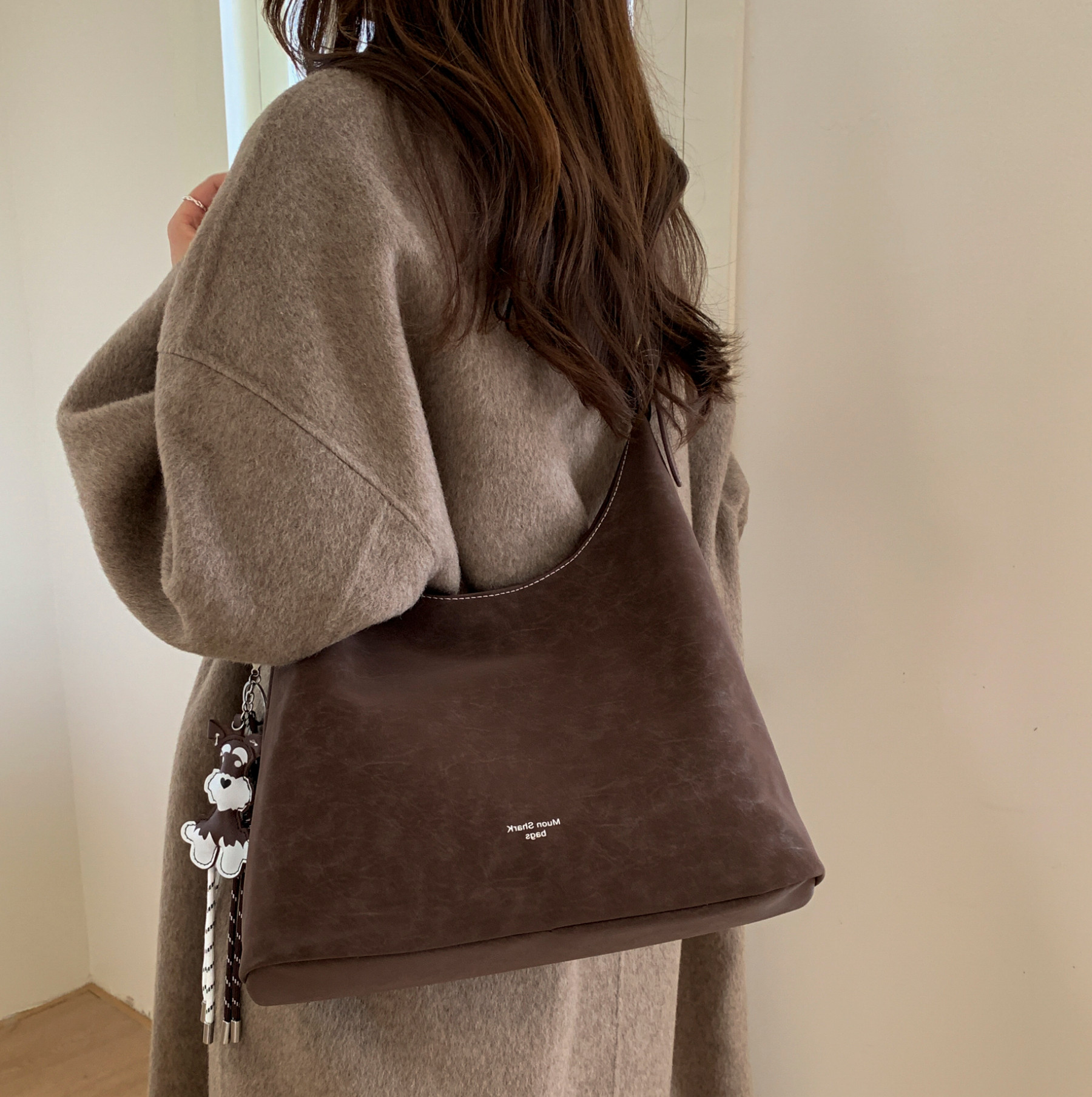 简约复古磨砂雾面腋下托特包包女式2025新款大容量上班通勤斜挎包,箱包皮具/热销女包/男包,托特包,淘宝优惠券,粉丝福利购,淘宝优惠卷