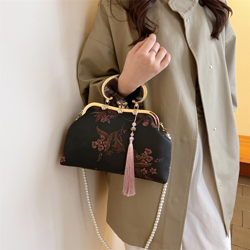 新中式手提包女搭配穿旗袍的包古风汉服小包包手拎单肩斜挎链条包