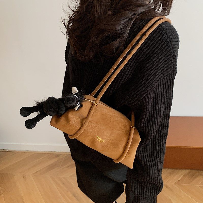 小众复古磨砂绒包包女2025新款高级感枕头包通勤单肩腋下包法棍包,箱包皮具/热销女包/男包,腋下包,淘宝优惠券,粉丝福利购,淘宝优惠卷