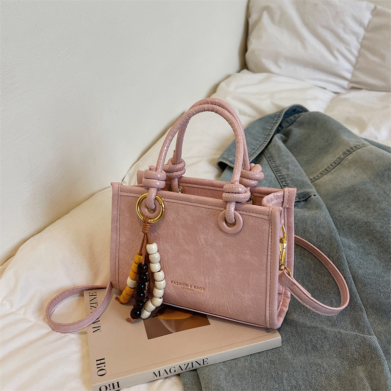 今年流行超火小方包女2026春新款百搭时尚手提斜挎包小众设计包包,箱包皮具/热销女包/男包,小方包,淘宝优惠券,粉丝福利购,淘宝优惠卷