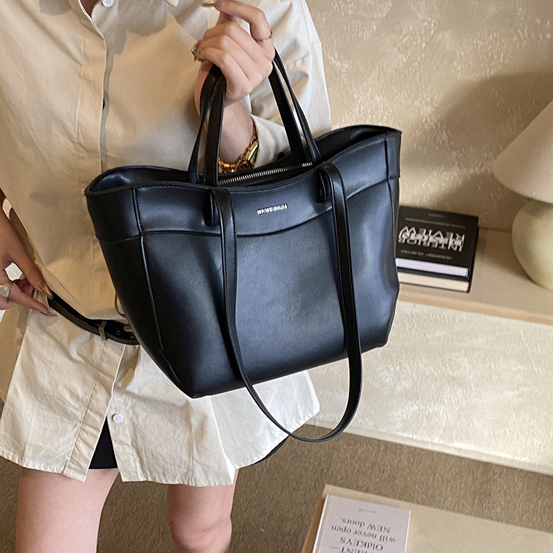 托特包包女2026春新款韩版高级感单肩手提菜篮子水桶包百搭托特包,箱包皮具/热销女包/男包,托特包,淘宝优惠券,粉丝福利购,淘宝优惠卷