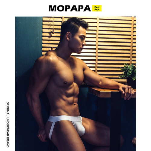 MOPAPA可狼可奶露臀性感男丁字裤