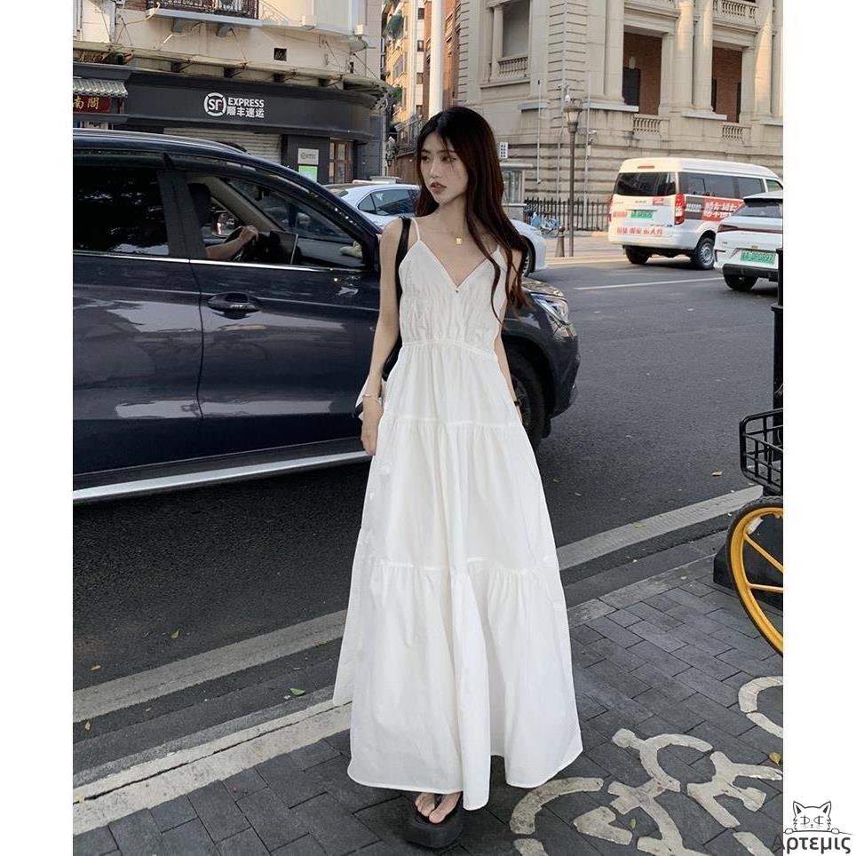 海边度假风V领吊带连衣裙女法式海滩裙裙子Ladies fashion dress