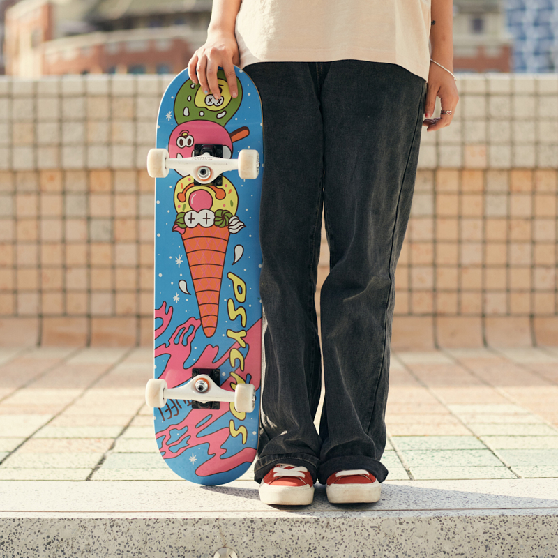 psychos儿童滑板塔卡沙联名