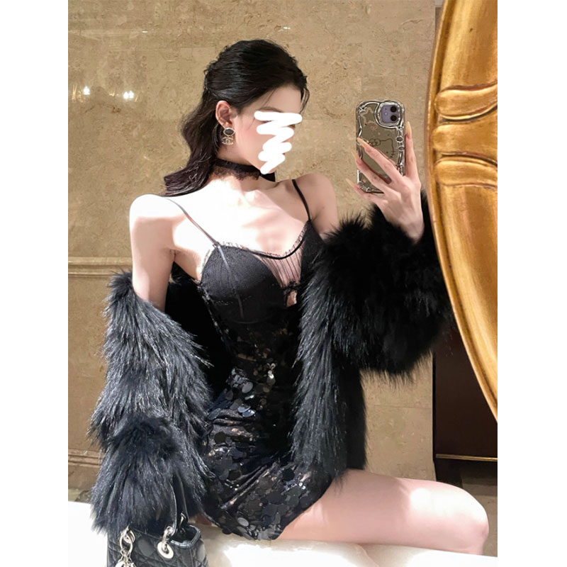 纯欲风性感吊带连衣裙女秋季辣妹重工闪闪亮片露背无袖包臀短裙