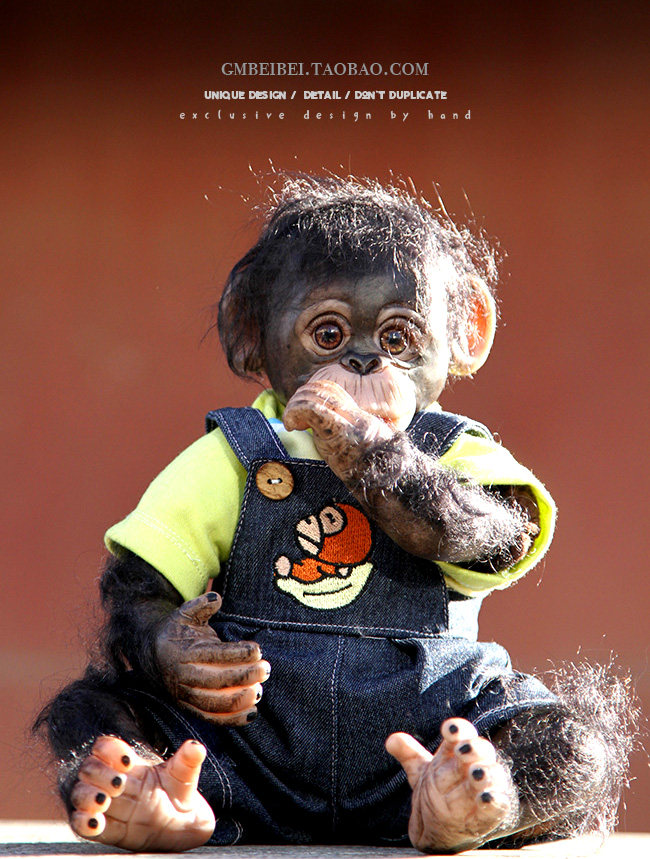 收藏艺术家仿真猩猩宝宝逼真猴子玩偶创意礼物陪伴玩具