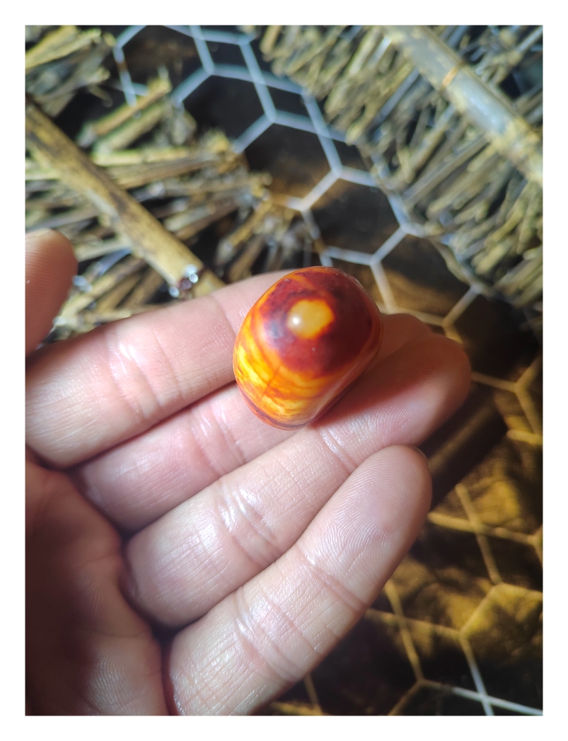 不盘盘新疆玛丽艳艳红皮籽料，怎敢说懂籽料，新疆和田玉籽料玉器