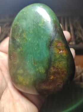 2023年玩籽料的岁月，新疆玛丽艳老河道红皮碧玉籽料原石密度2.99