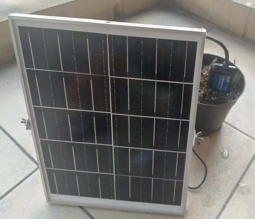 太阳能4G土壤检测仪土壤传感器水分温度8合一大棚花草监护速测仪