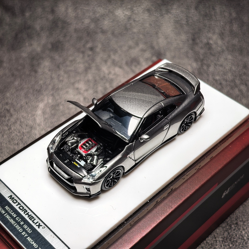 MH 1:64 日产Nissan GT-R R35 Track Edition NISMO 合金汽车模型