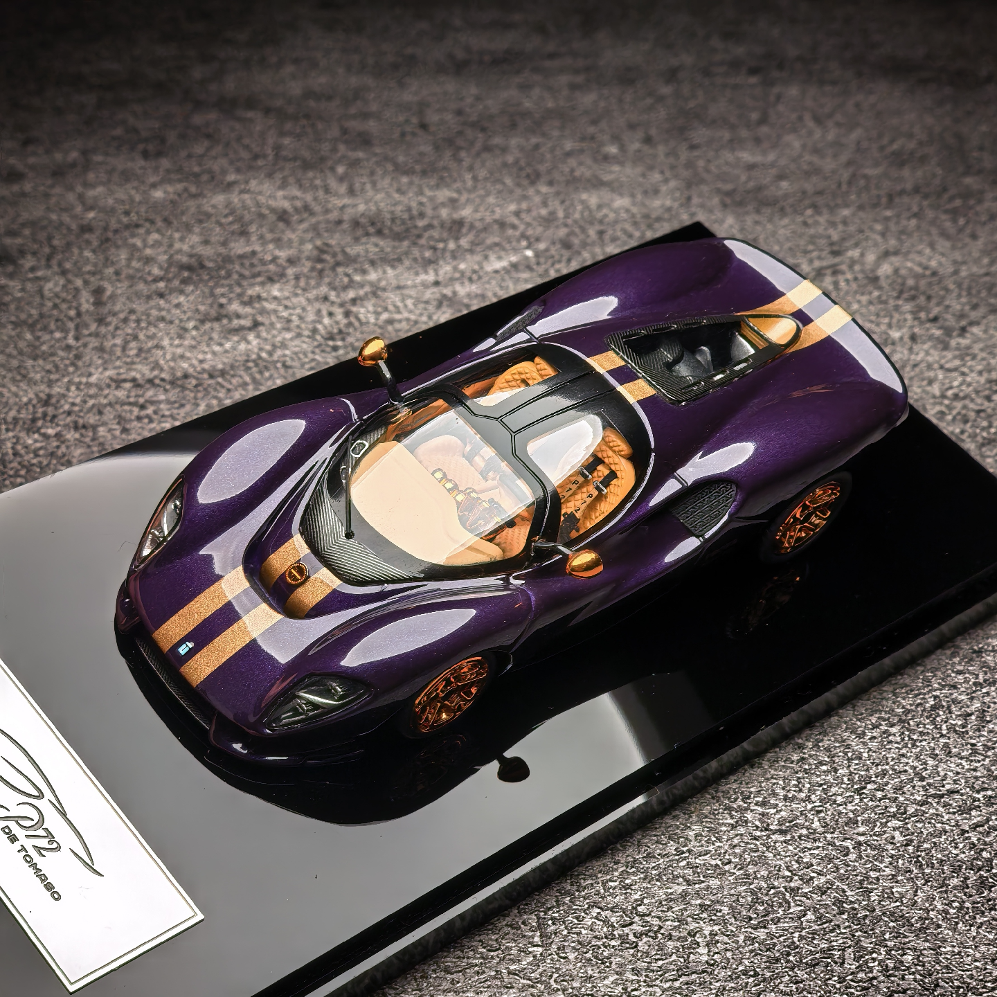 Mirage 1:64 De Tomaso(德拓玛索) P72 限量合金汽车模型收藏摆件